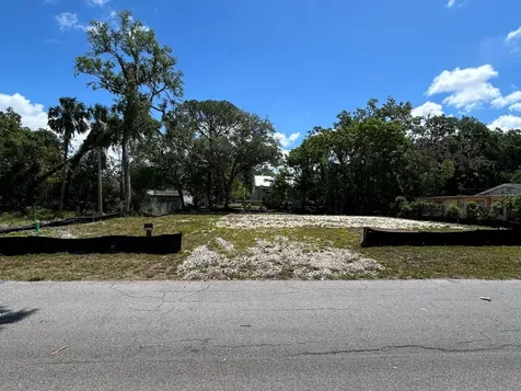 7814 Chapel Avenue Port Richey FL 34668