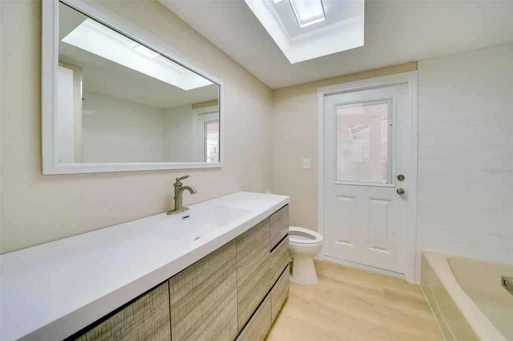 6528 Santiago Court Apollo Beach FL 33572