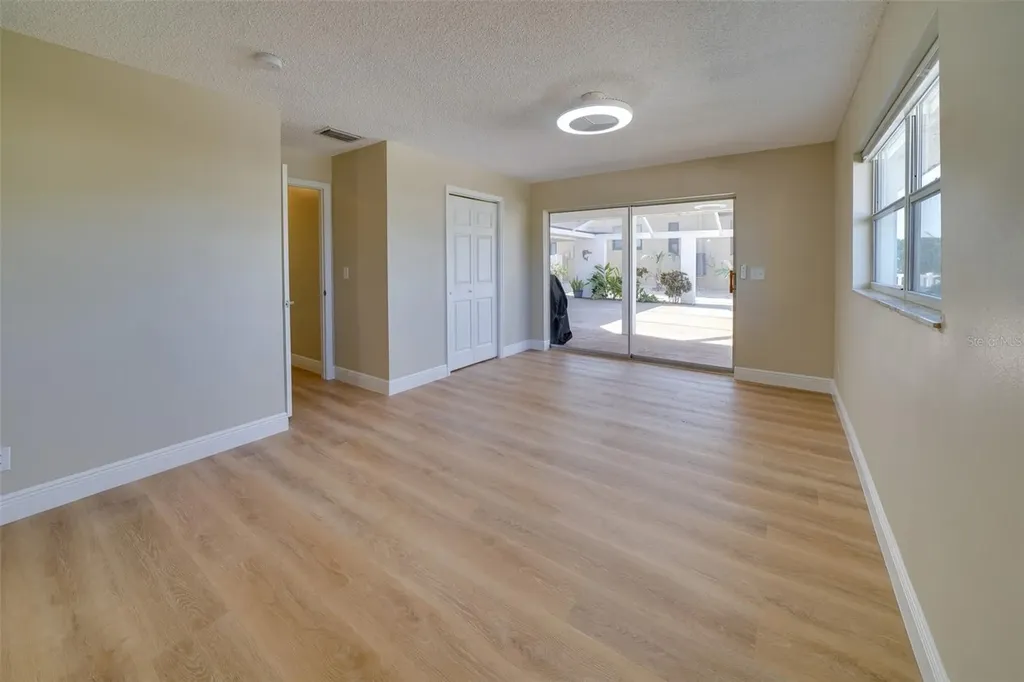 6528 Santiago Court Apollo Beach FL 33572