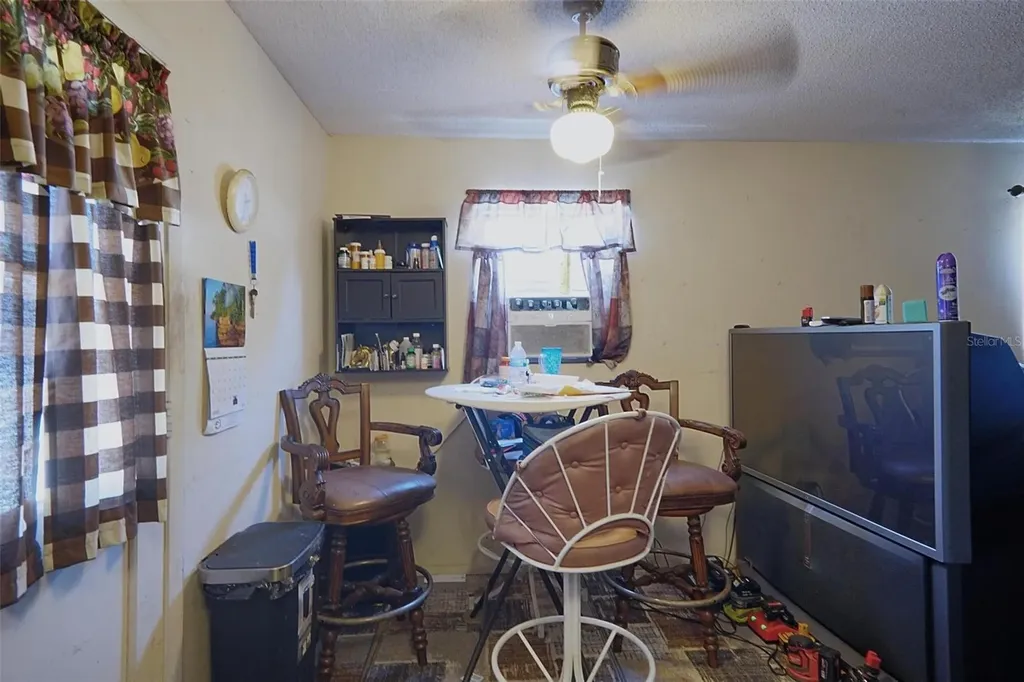 6812 E 21st Avenue Tampa FL 33619