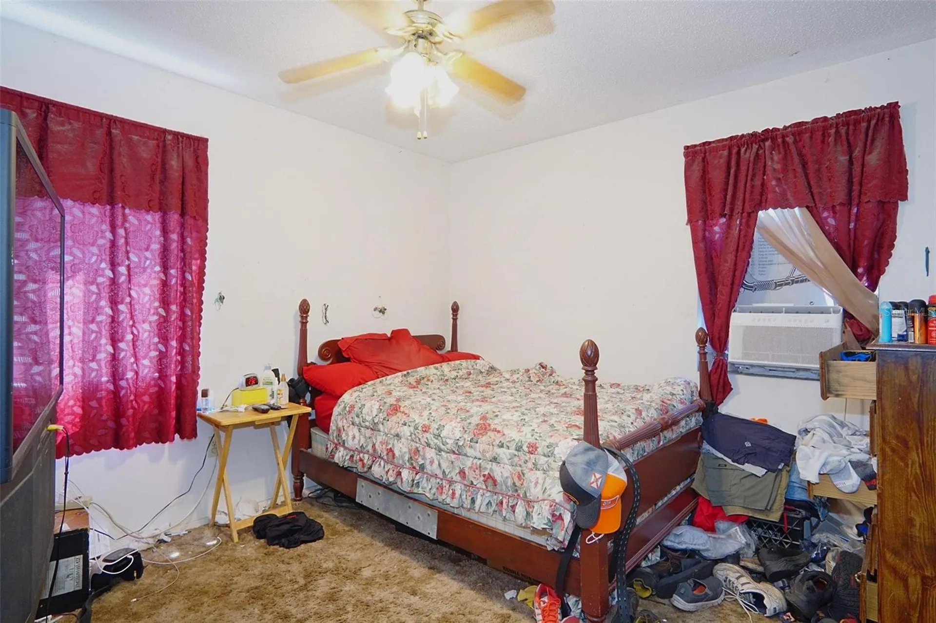 6812 E 21st Avenue Tampa FL 33619