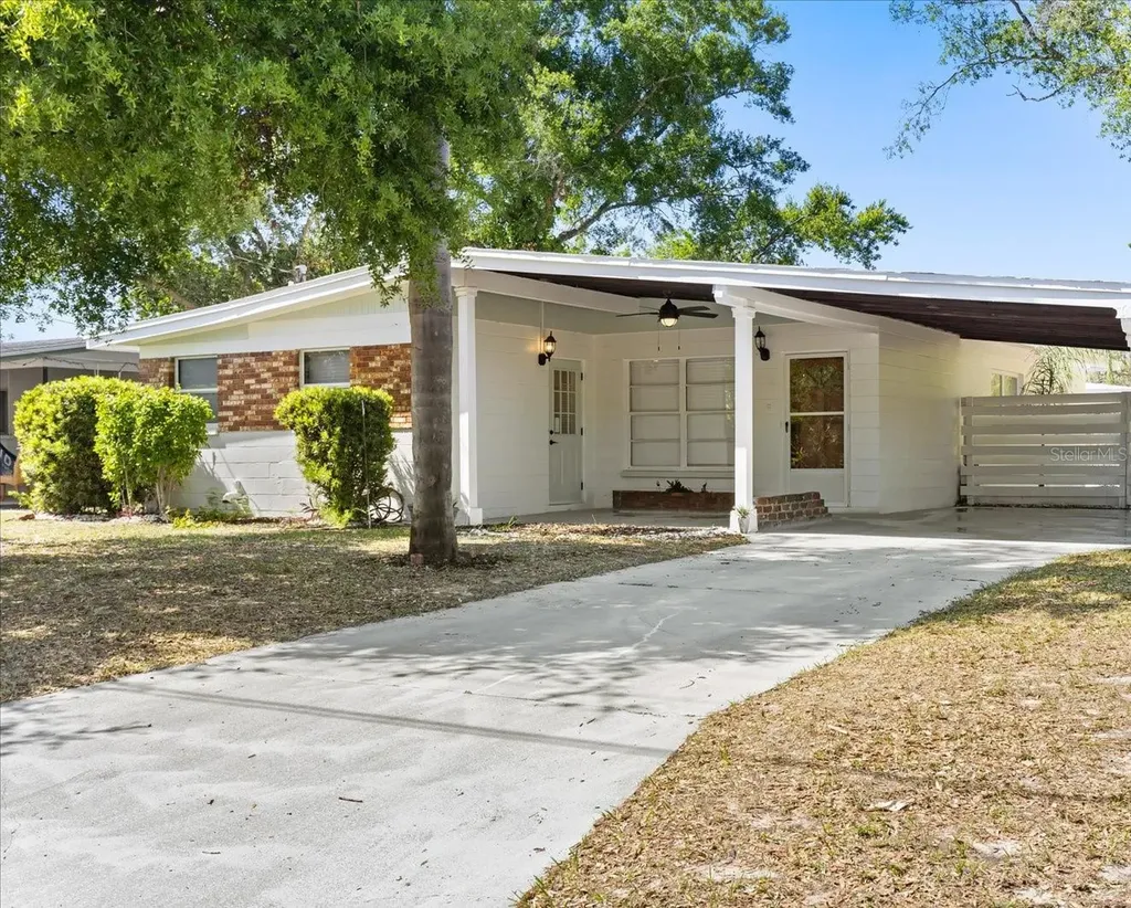 1820 Marvy Avenue Tampa FL 33612