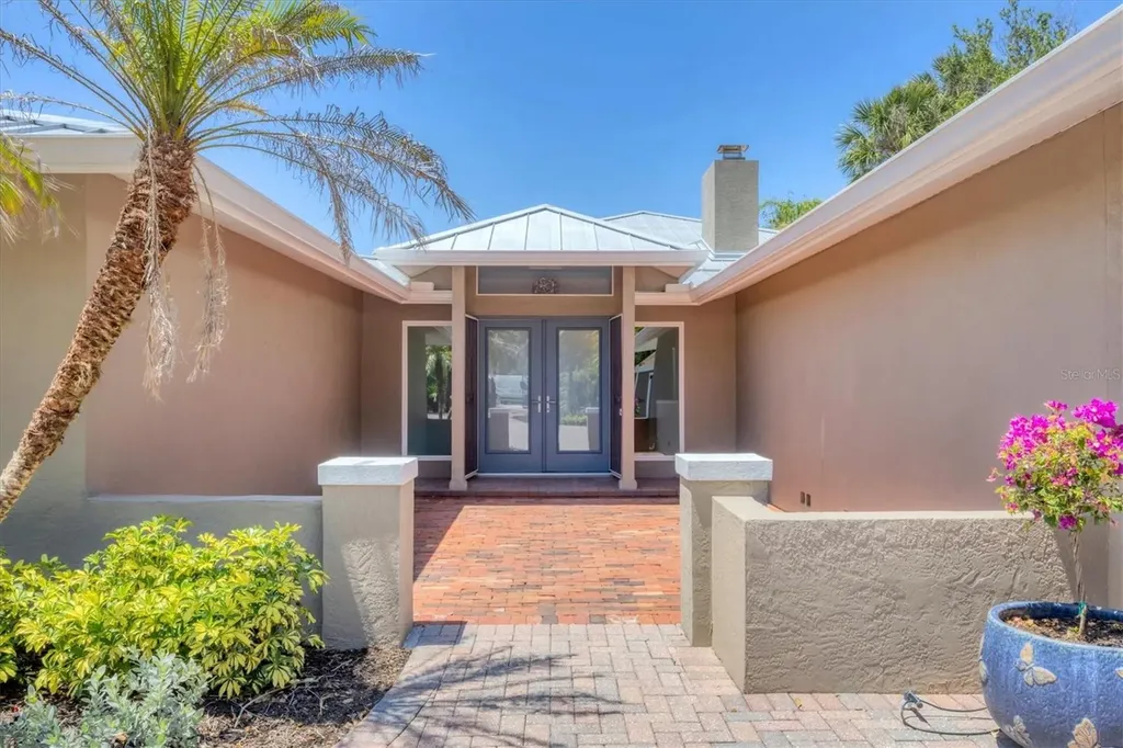 3931 Bay Shore Road Sarasota FL 34234