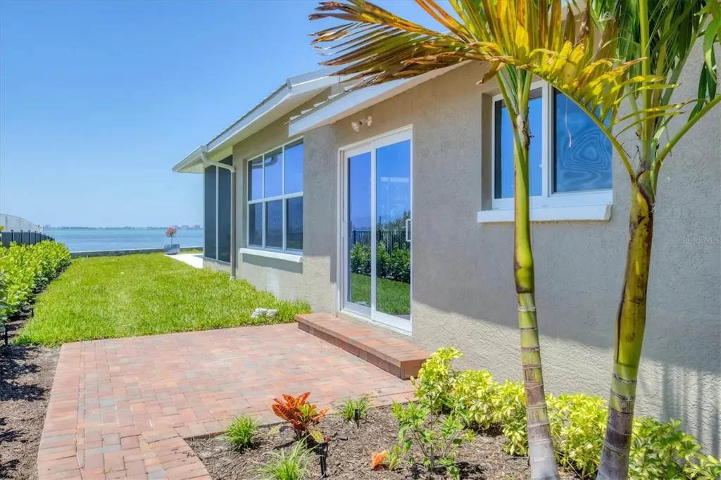 3931 Bay Shore Road Sarasota FL 34234