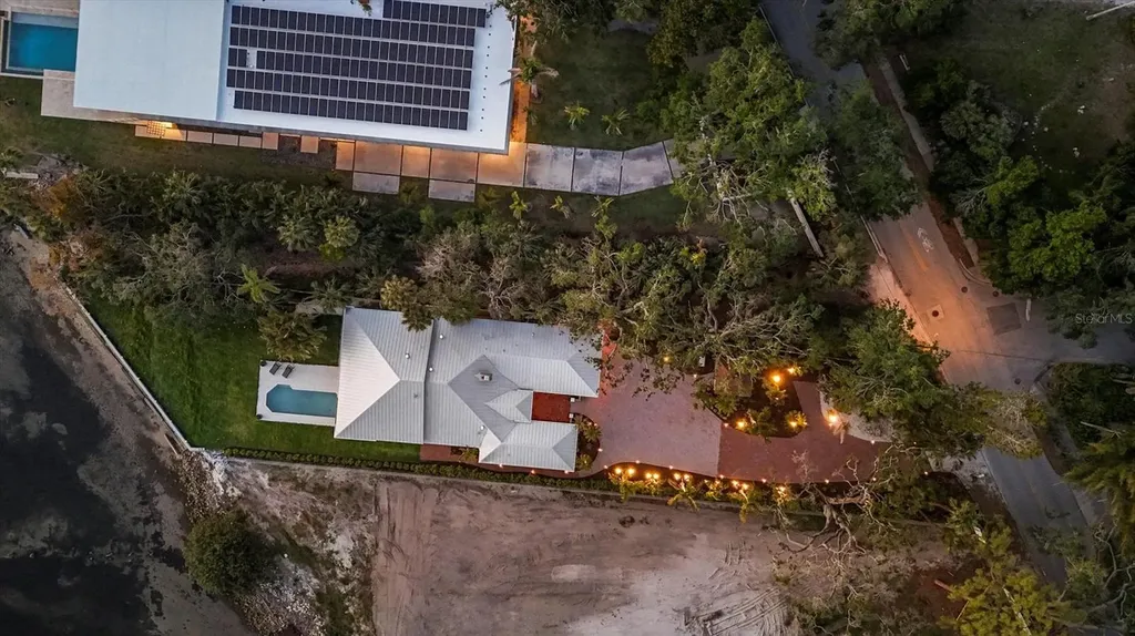 3931 Bay Shore Road Sarasota FL 34234