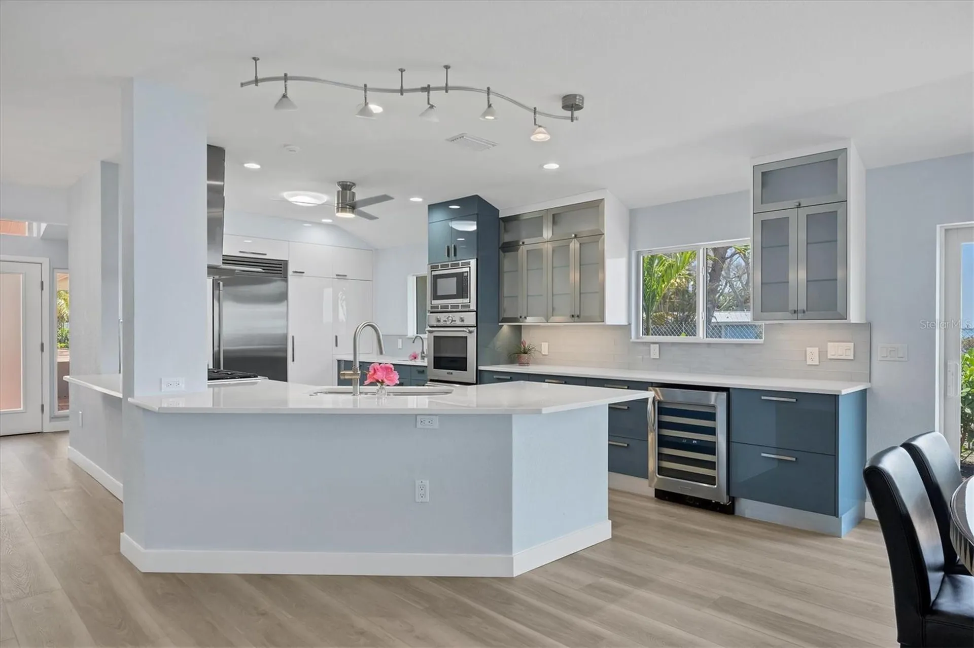 3931 Bay Shore Road Sarasota FL 34234