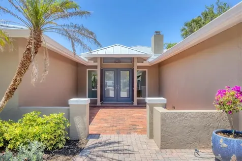 3931 Bay Shore Road Sarasota FL 34234