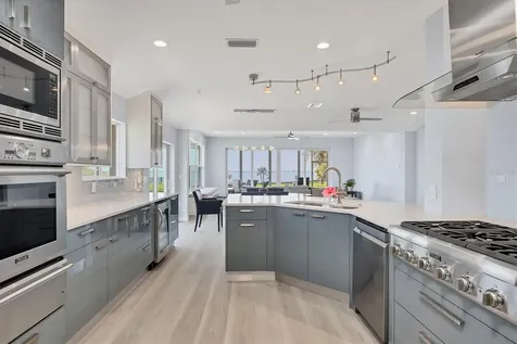 3931 Bay Shore Road Sarasota FL 34234