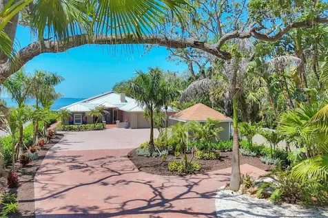 3931 Bay Shore Road Sarasota FL 34234