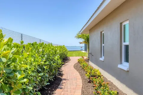 3931 Bay Shore Road Sarasota FL 34234