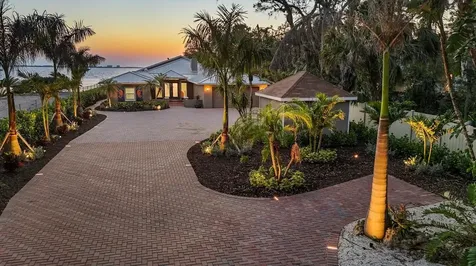 3931 Bay Shore Road Sarasota FL 34234
