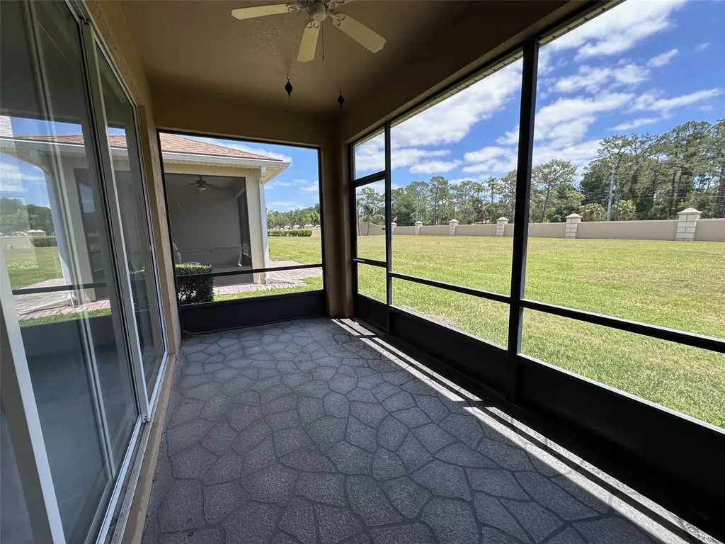 1224 Vienna Square Drive Winter Haven FL 33884