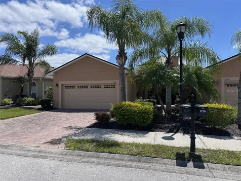 1224 Vienna Square Drive Winter Haven FL 33884