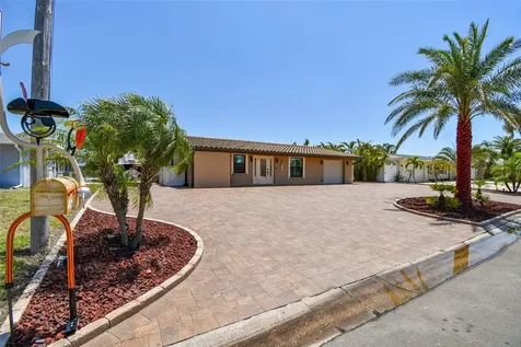 4011 99th Street W Bradenton FL 34210