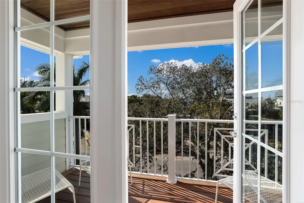 113 Maple Avenue Anna Maria FL 34216