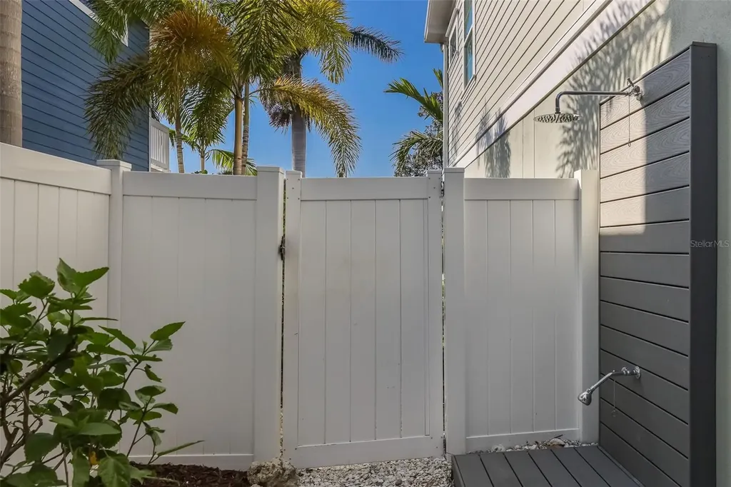 113 Maple Avenue Anna Maria FL 34216