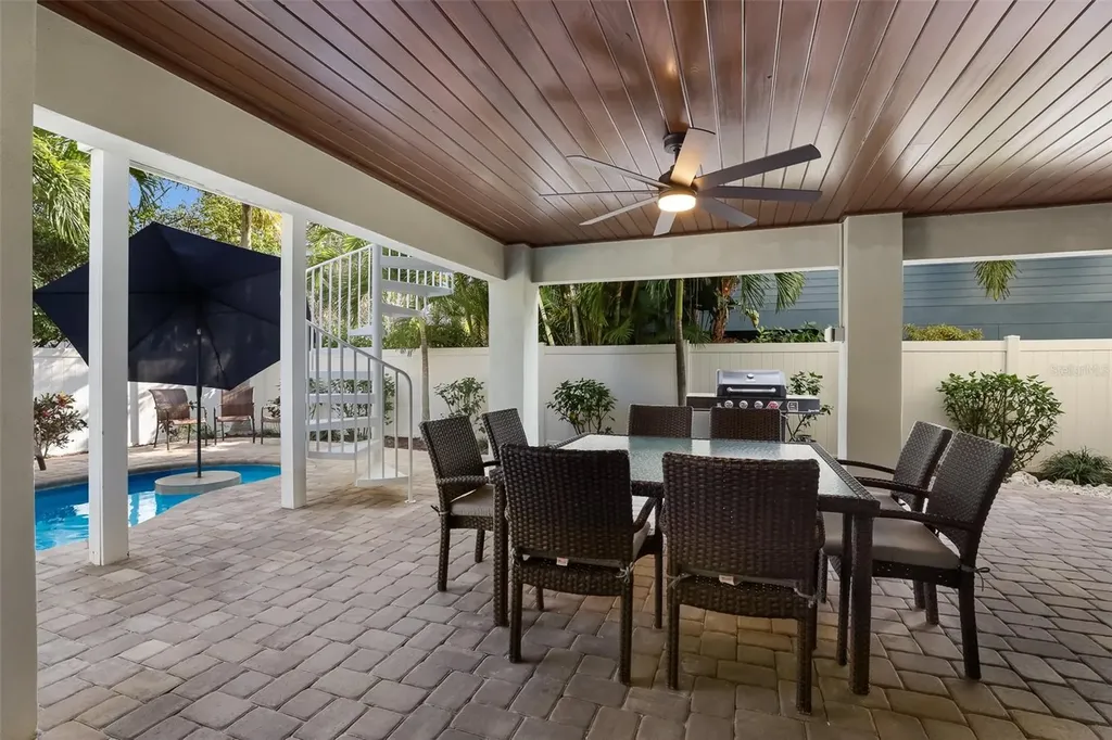 113 Maple Avenue Anna Maria FL 34216