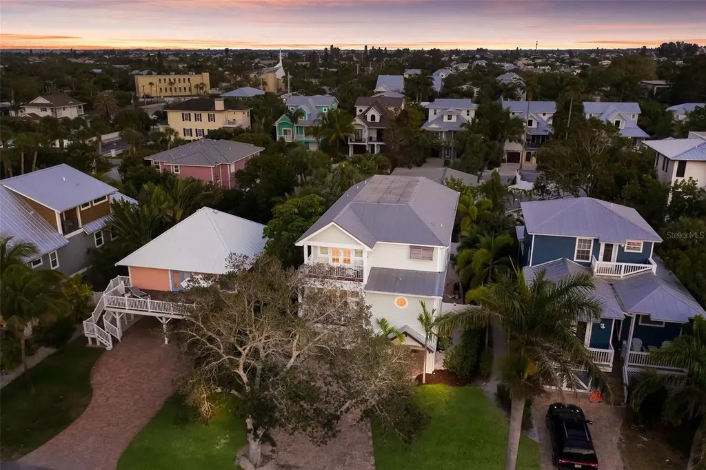 113 Maple Avenue Anna Maria FL 34216