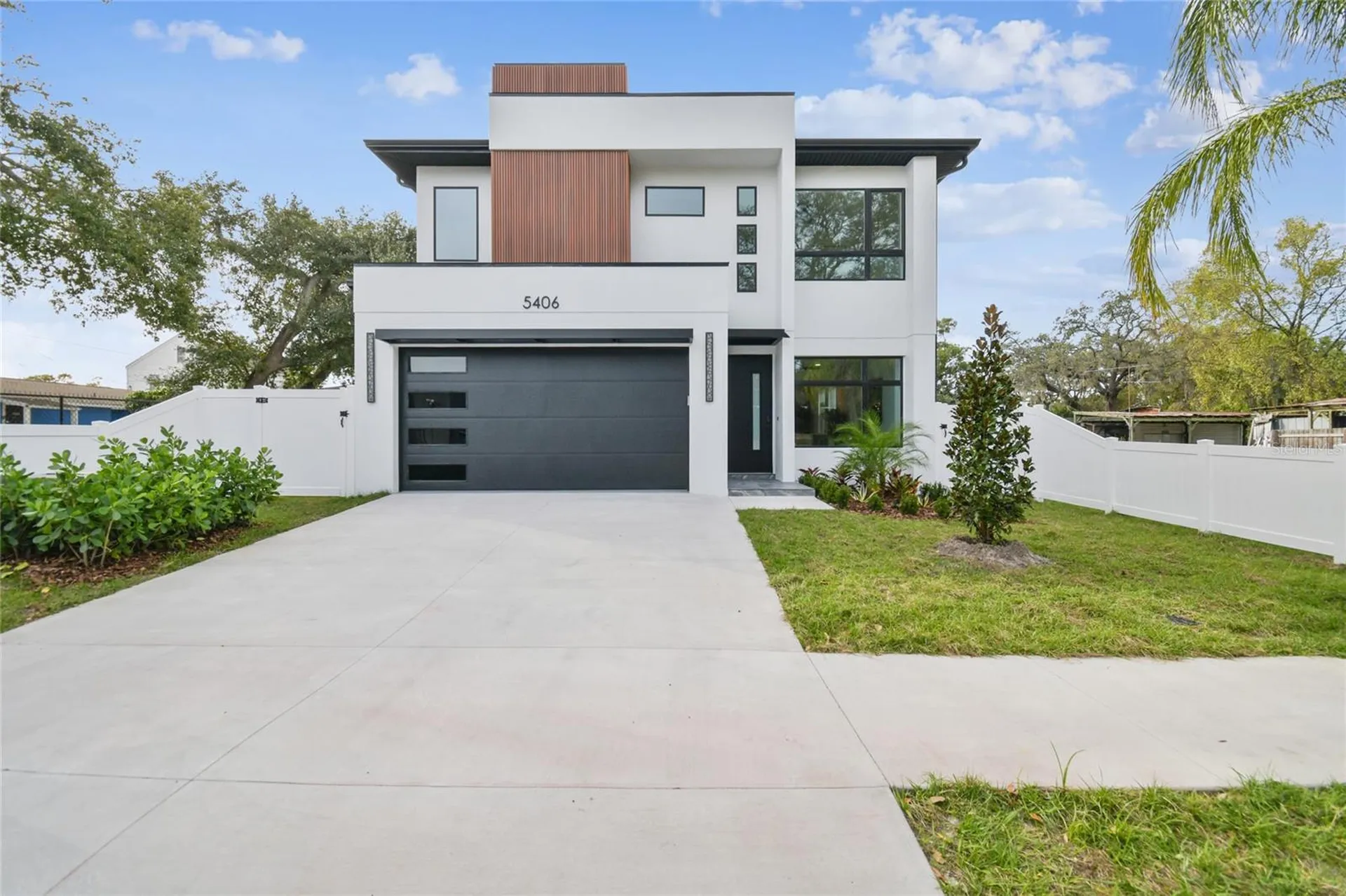 5406 N Pershing Place Tampa FL 33603