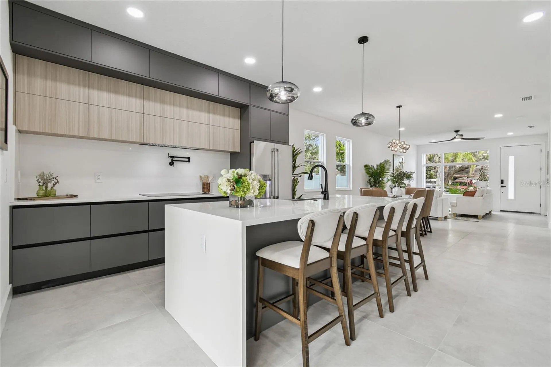 5406 N Pershing Place Tampa FL 33603