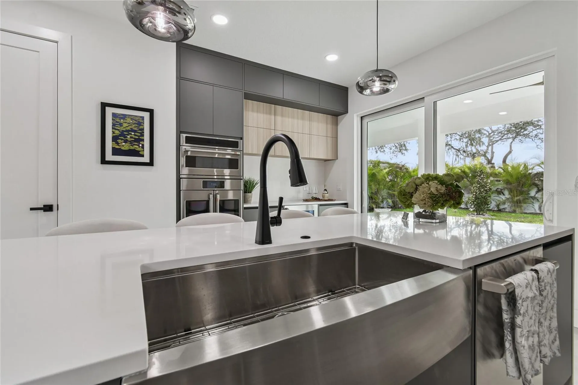 5406 N Pershing Place Tampa FL 33603