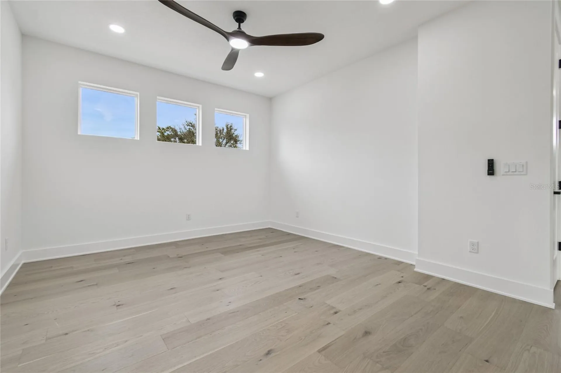 5406 N Pershing Place Tampa FL 33603