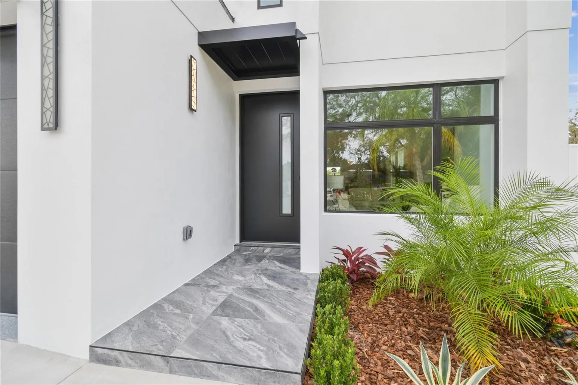 5406 N Pershing Place Tampa FL 33603