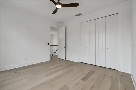 5406 N Pershing Place Tampa FL 33603