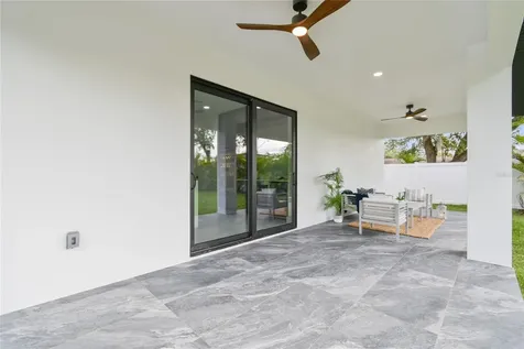 5406 N Pershing Place Tampa FL 33603