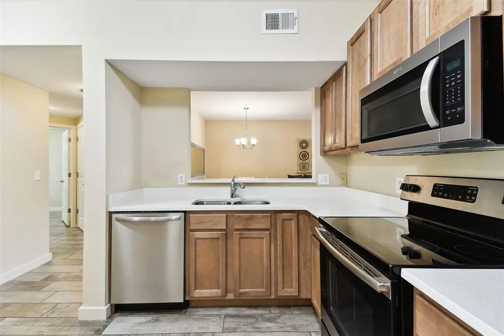 1231 Godavari Way Wesley Chapel FL 33543