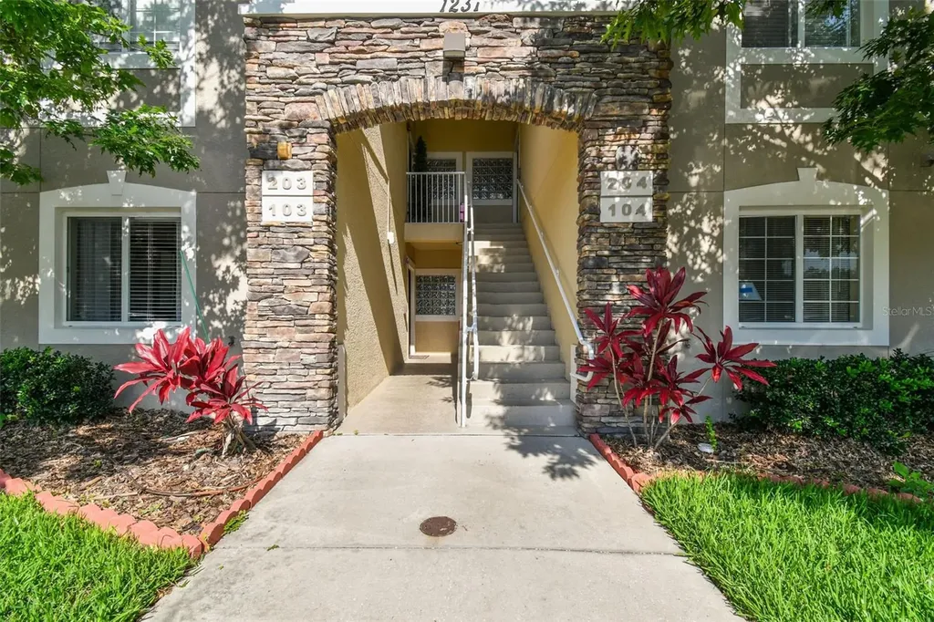 1231 Godavari Way Wesley Chapel FL 33543
