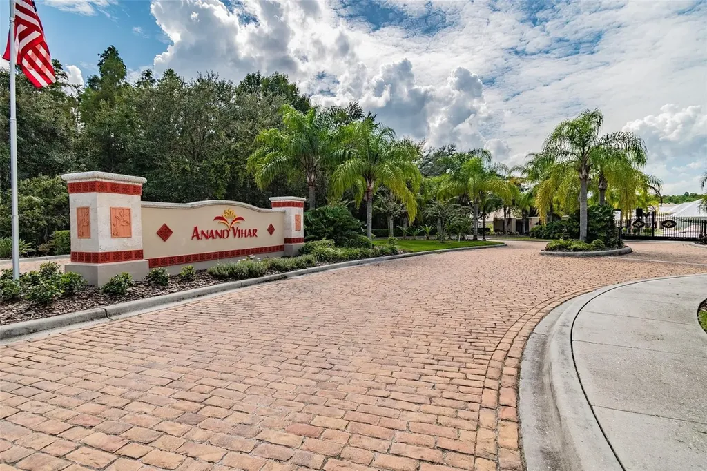 1231 Godavari Way Wesley Chapel FL 33543