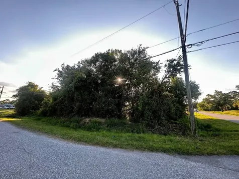 Lot 12 Topeka Lane North Port FL 34291