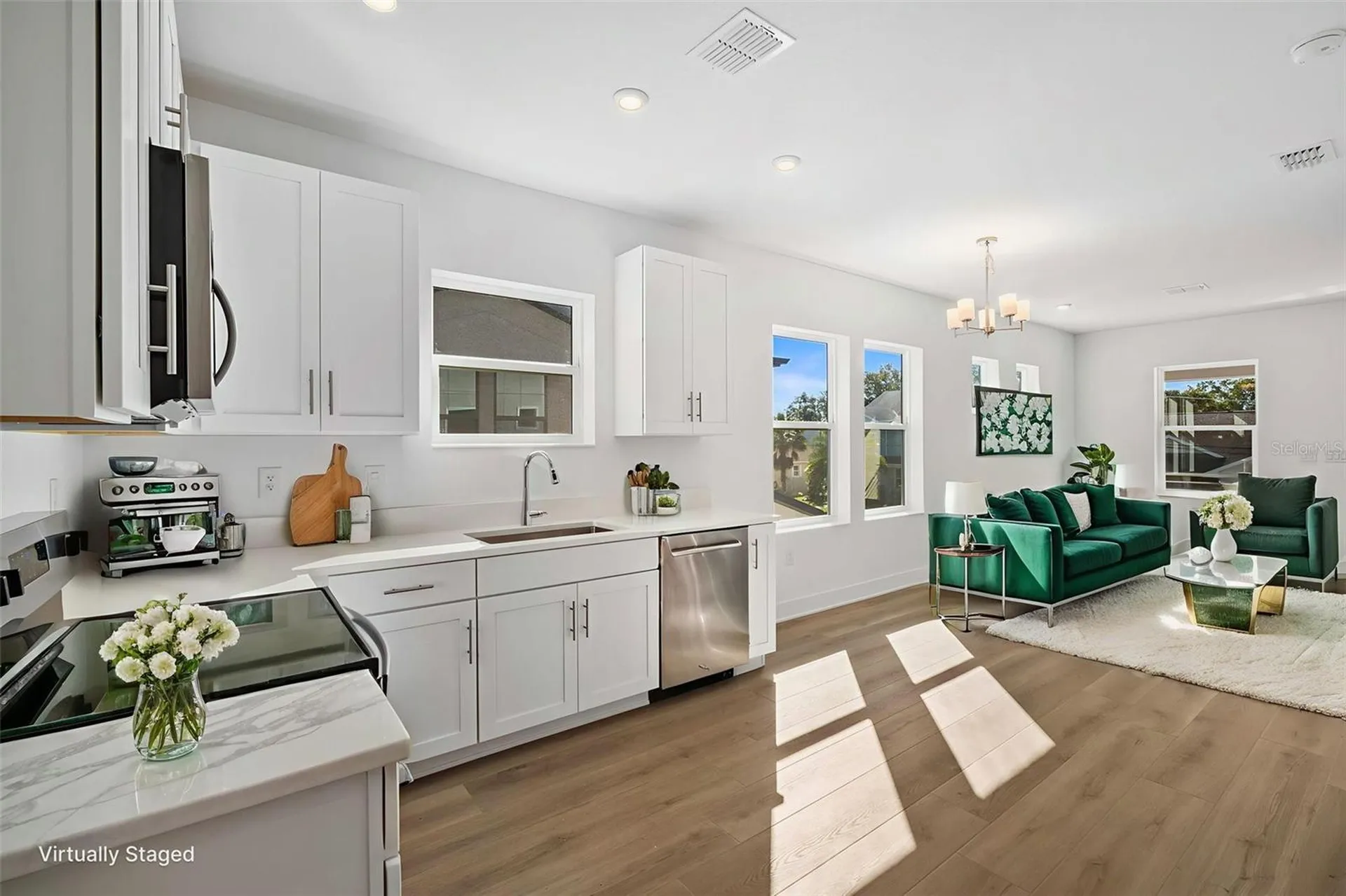 2711 W North B Street Tampa FL 33609