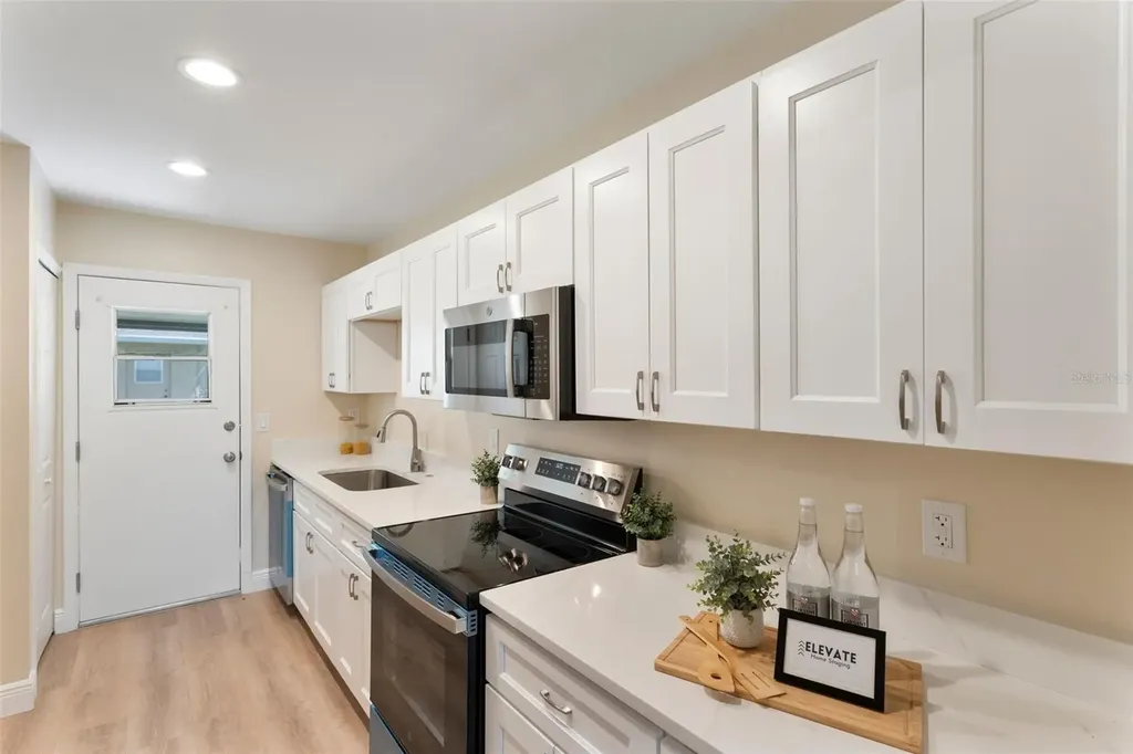 725 Northlake Boulevard Altamonte Springs FL 32701