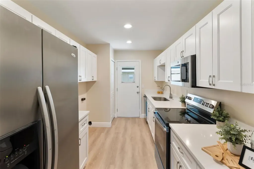 725 Northlake Boulevard Altamonte Springs FL 32701