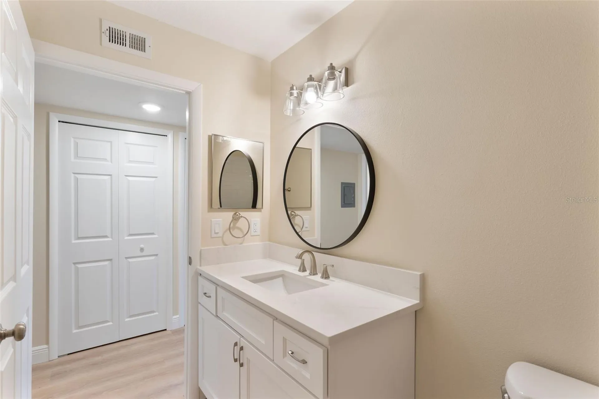 725 Northlake Boulevard Altamonte Springs FL 32701