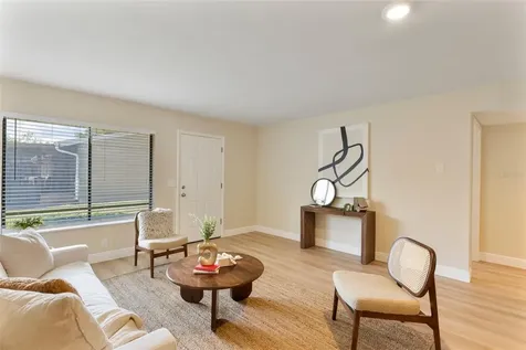 725 Northlake Boulevard Altamonte Springs FL 32701