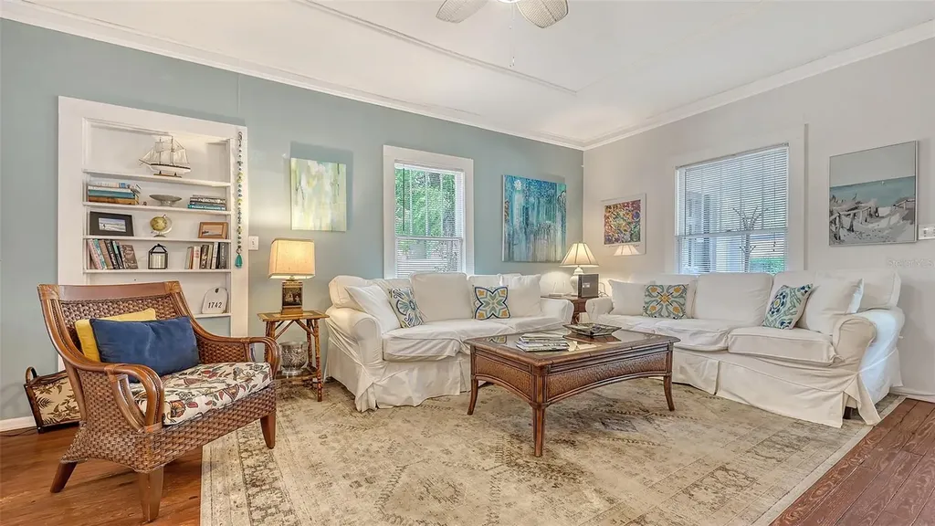 1742 9th Street Sarasota FL 34236