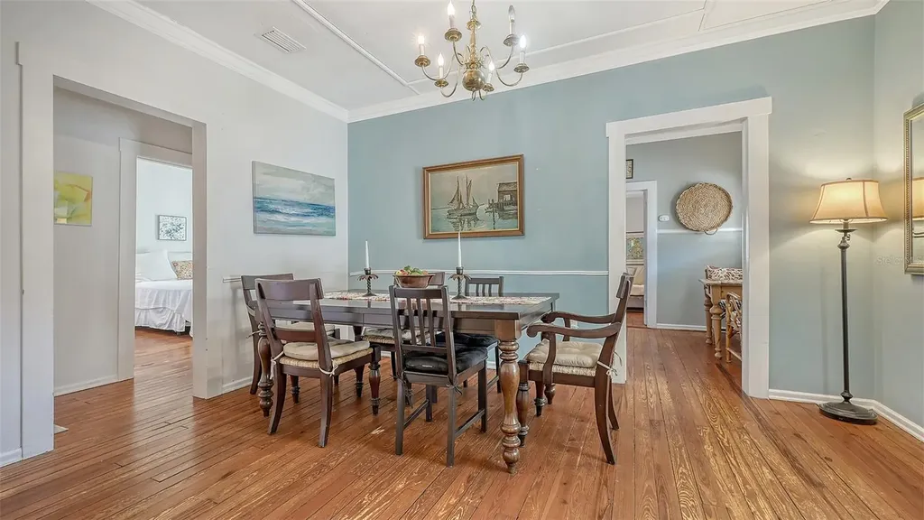 1742 9th Street Sarasota FL 34236