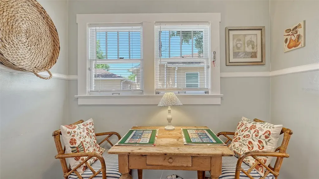 1742 9th Street Sarasota FL 34236