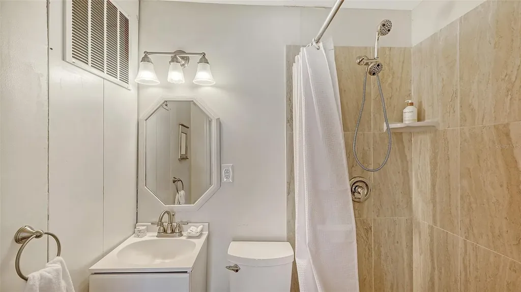 1742 9th Street Sarasota FL 34236