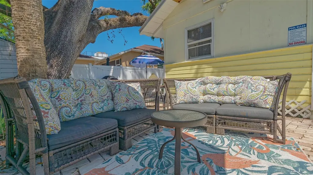 1742 9th Street Sarasota FL 34236