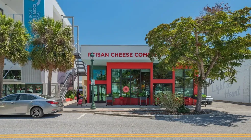 1742 9th Street Sarasota FL 34236