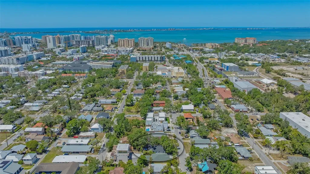 1742 9th Street Sarasota FL 34236
