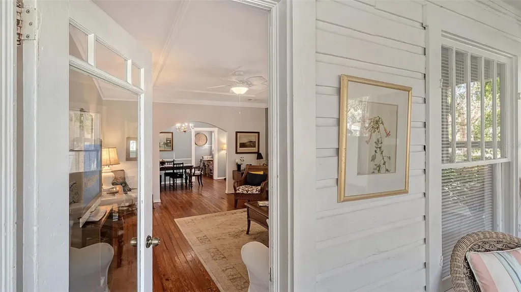 1742 9th Street Sarasota FL 34236