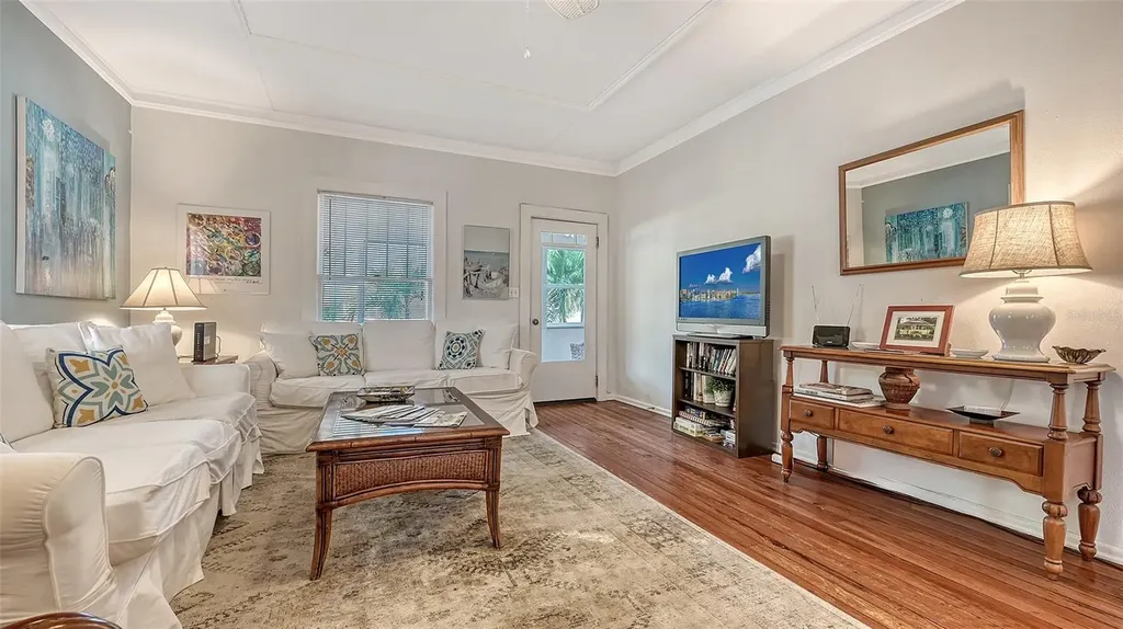 1742 9th Street Sarasota FL 34236