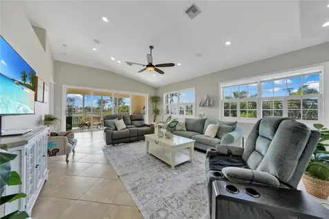 196 Tarpon Cove Boulevard Punta Gorda FL 33950
