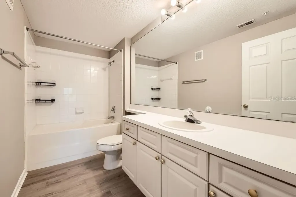 14238 Fredricksburg Drive Orlando FL 32837