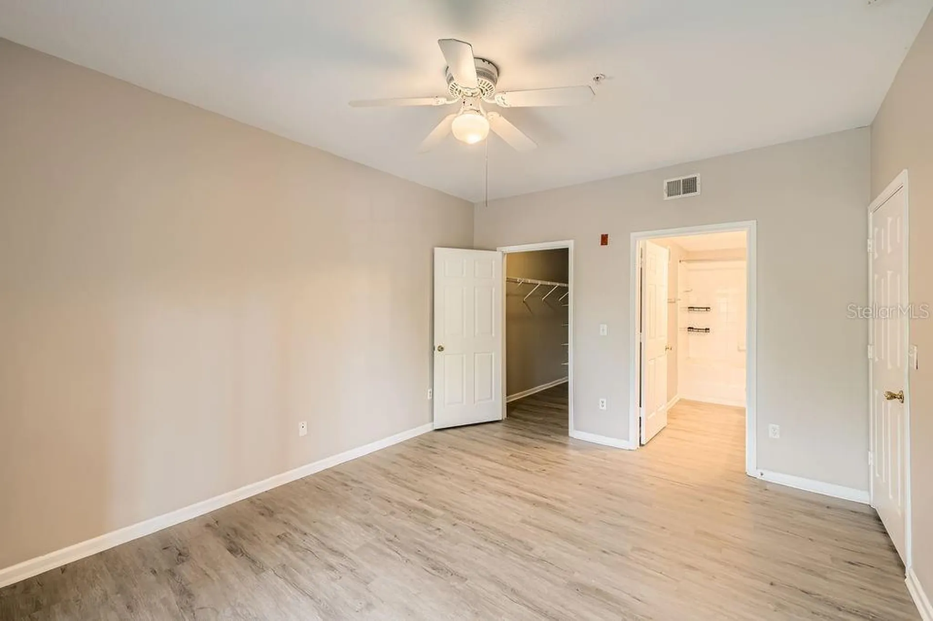 14238 Fredricksburg Drive Orlando FL 32837